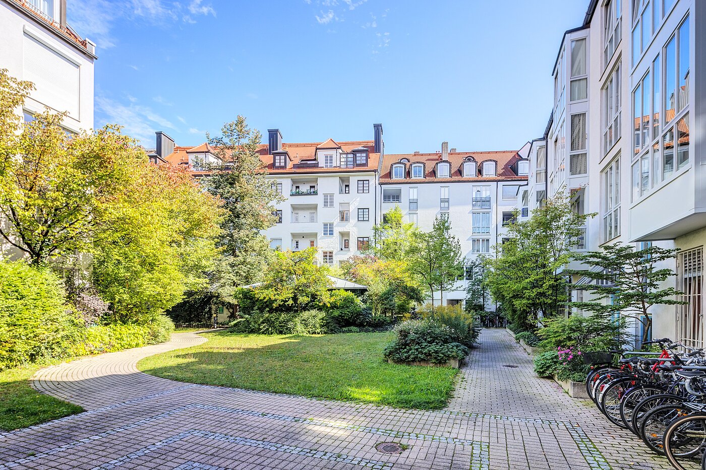 フラット 部屋数 1 部屋 | München-Schwabing | 70249 | ...parkähnlichem...