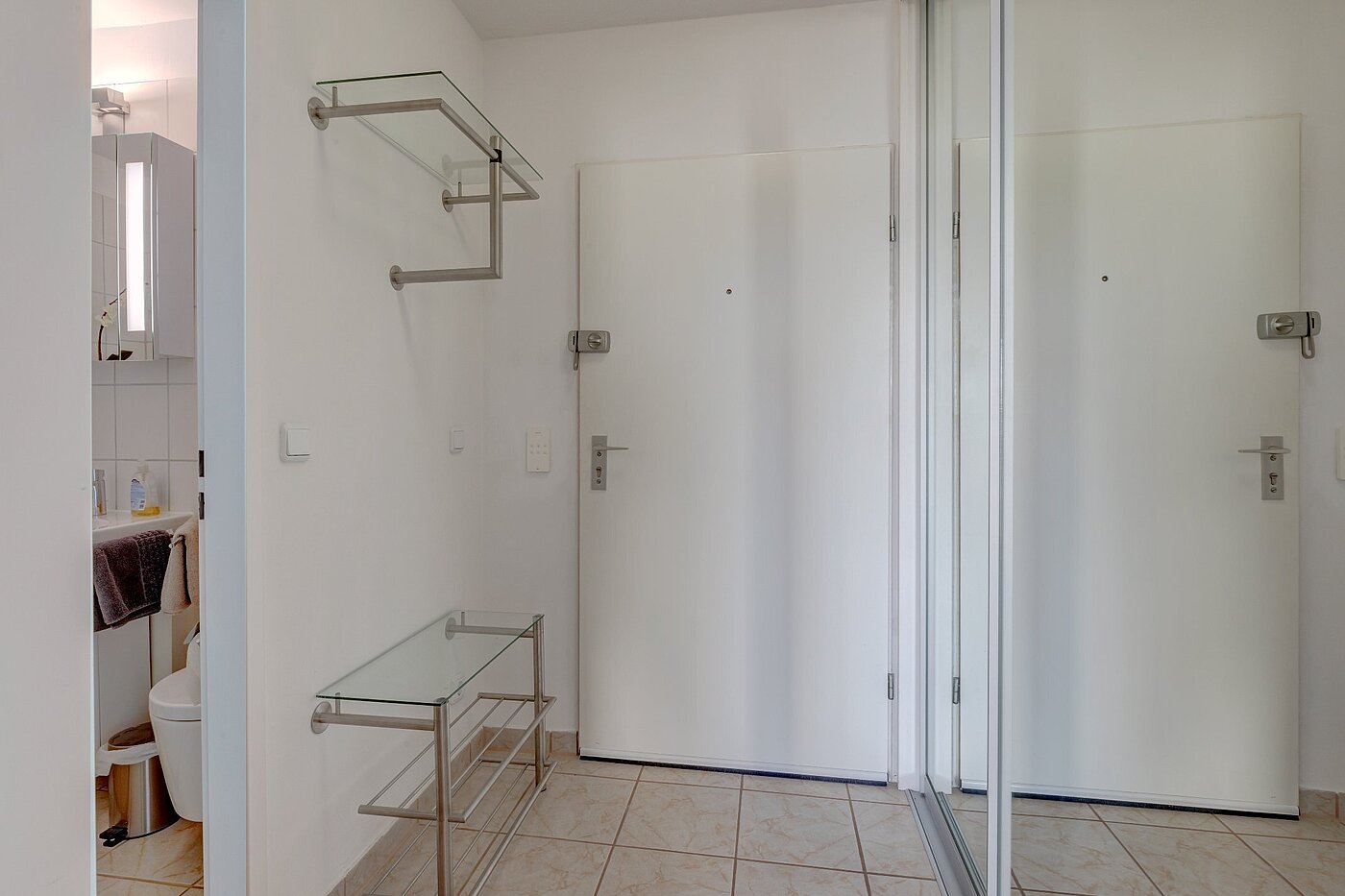 フラット 部屋数 1 部屋 | München-Schwanthalerhöhe | 2106ML8 | Blick zum Eingangsbereich