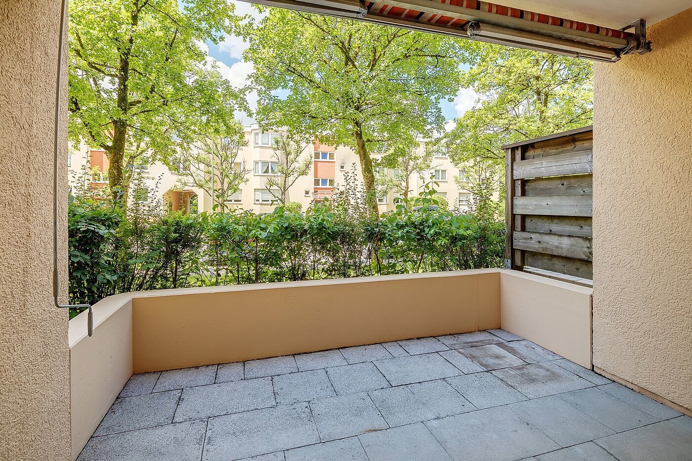 フラット 部屋数 4.5 部屋 | München-Perlach | 2003ML6 | ...mit Zugang zur Westterrasse