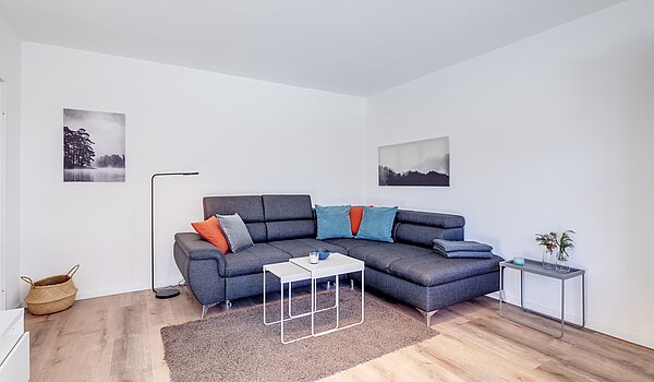 フラット 部屋数 2 部屋 | München-Moosach | 70462 | Eckcouch