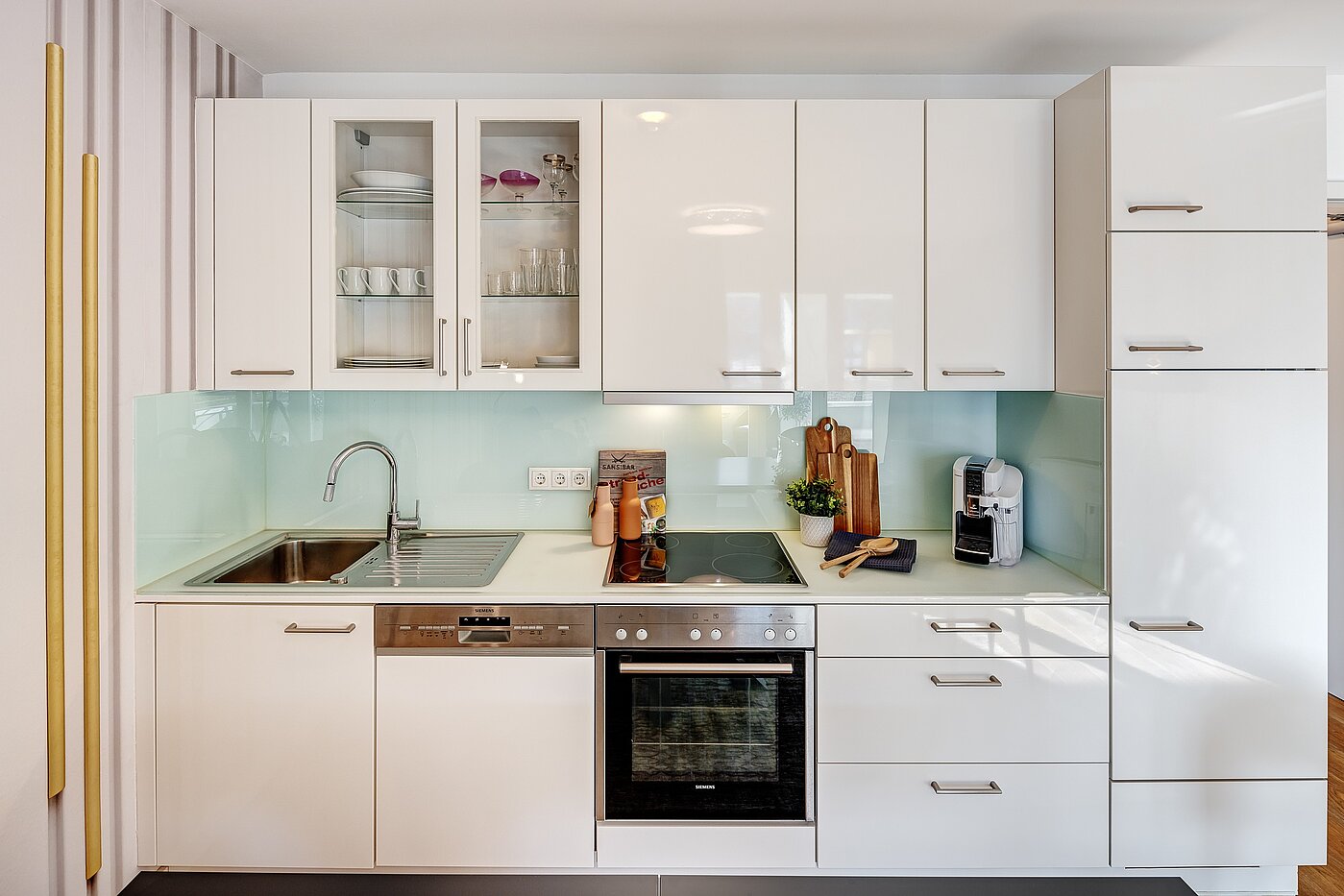 フラット 部屋数 2 部屋 | München-Riem | 2201ML1 | ...hochwertiger Einbauküche