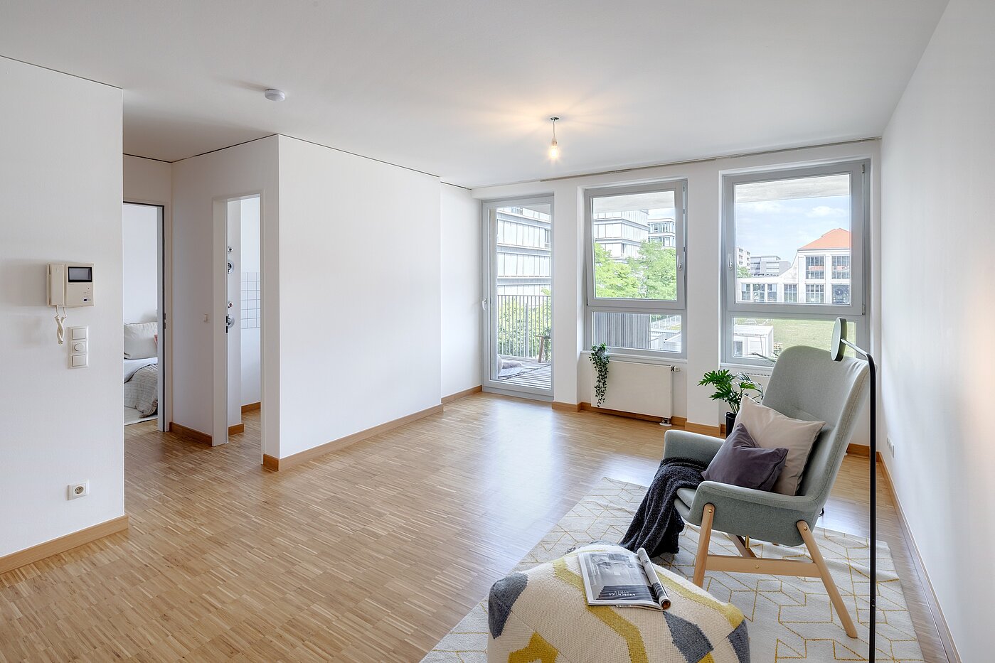 フラット 部屋数 2 部屋 | München-Schwanthalerhöhe | 2206ML11 | Blick in den Wohnraum...