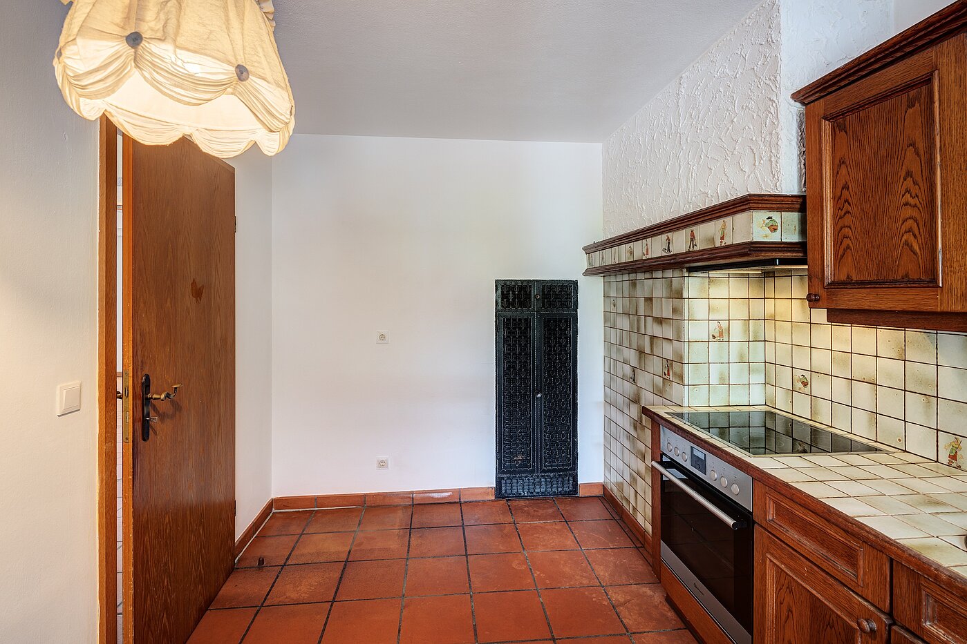 角のテラスハウス 部屋数 5 部屋 | Penzberg | 701121 | Küche mit Cottaboden...