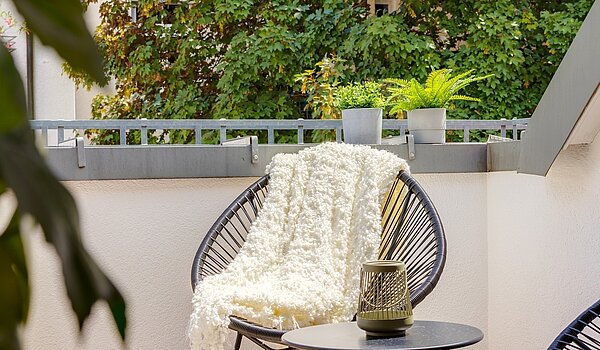 アティック・フラット（屋根裏） 部屋数 1 部屋 | München-Sendling | 700402 | Leben & Genießen