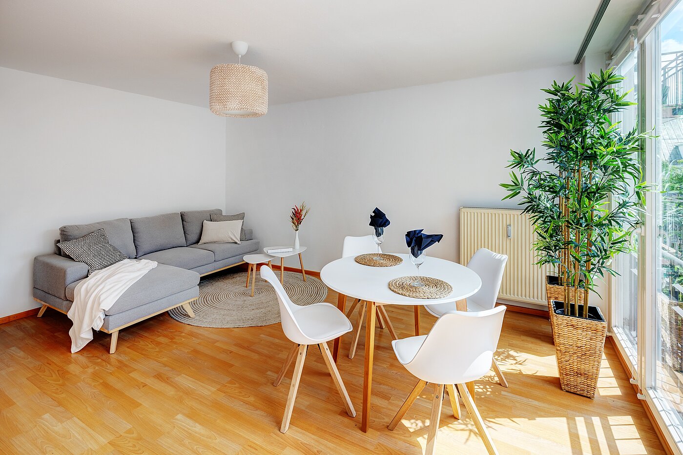フラット 部屋数 2 部屋 | München-Obersendling | 70039 | Kombinierter Wohn-/Essbereich