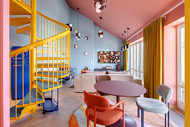 Au-Haidhausen: ユニークなデザイン - ガスタイクのエクスクルーシブ・ルーフテラス・フラット