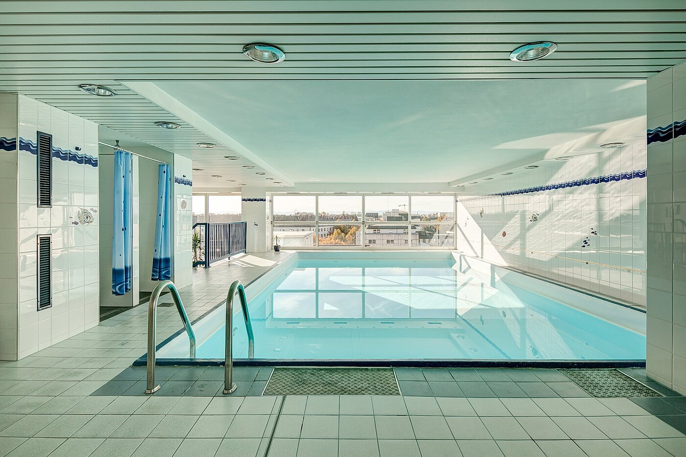フラット 部屋数 2 部屋 | München-Sendling-Westpark | 2003ML11 | Schwimmbad...