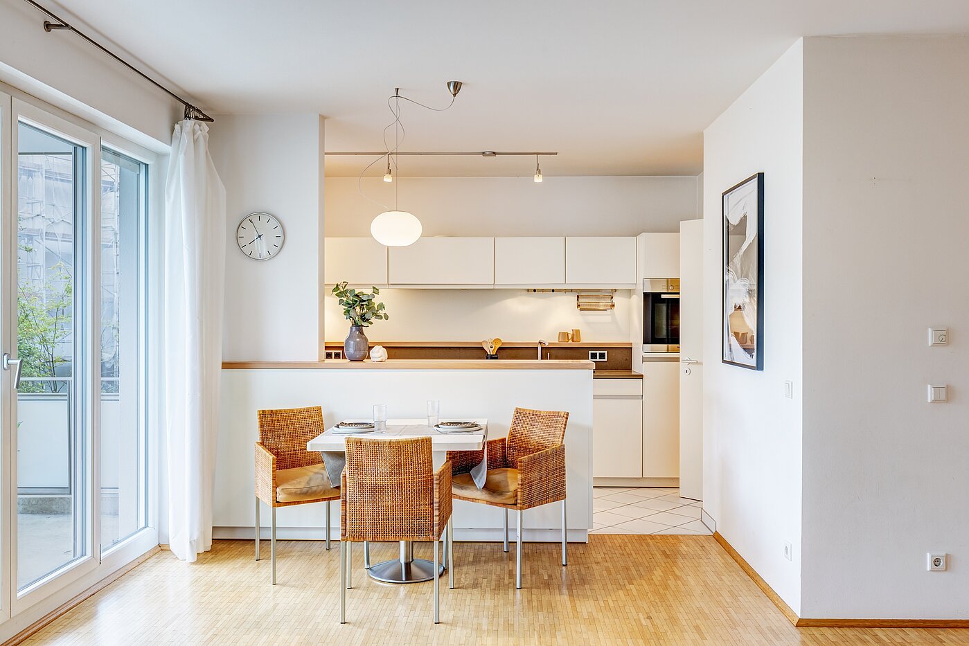 フラット 部屋数 3 部屋 | München-Neuhausen | 70489 | ...Essen
