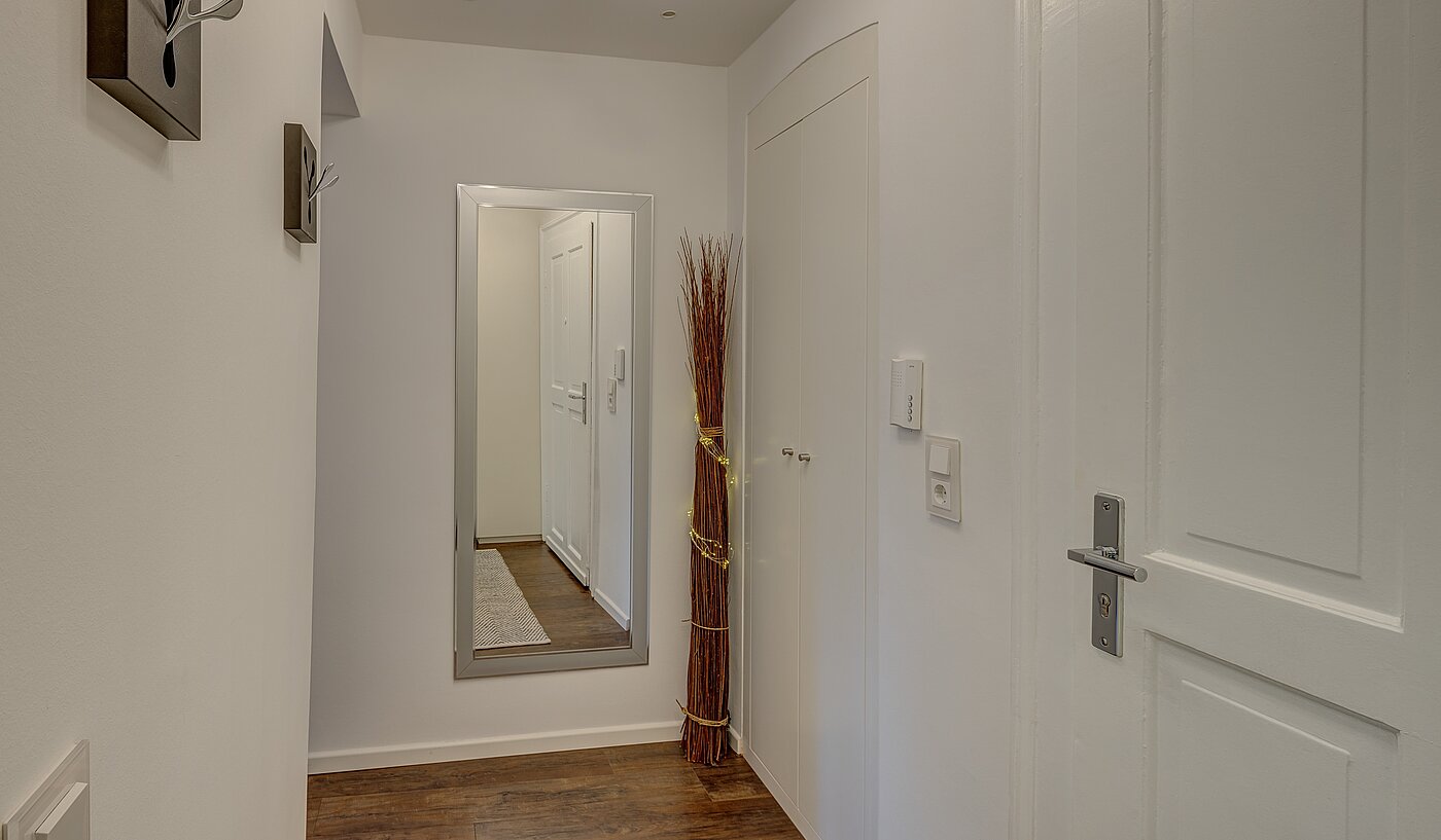 フラット 部屋数 1 部屋 | München-Neuhausen | 70235 | Flur...