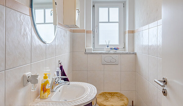 フラット 部屋数 3.5 部屋 | Bad Aibling | 70442 | Separates Gäste-WC