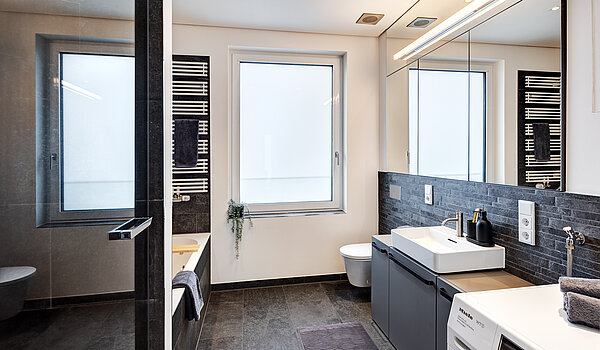 Penthouse 部屋数 2 部屋 | München-Maxvorstadt | 70427 | ...mit Fenster...