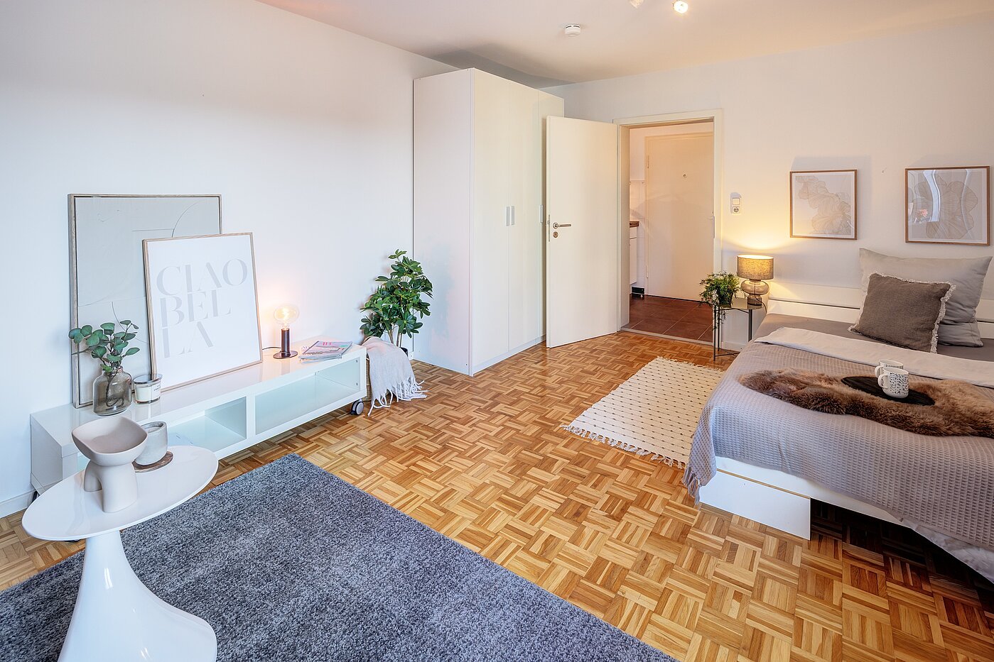 Apartment 部屋数 1 部屋 | München-Schwabing | 70200 | ...und Schlafbereich...