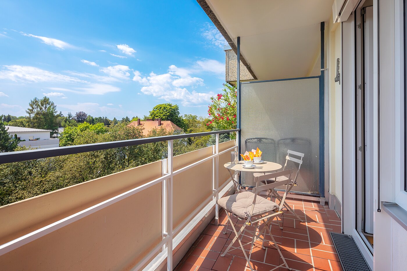 Apartment 部屋数 1 部屋 | München-Solln | 70499 | Ein Platz an der Sonne