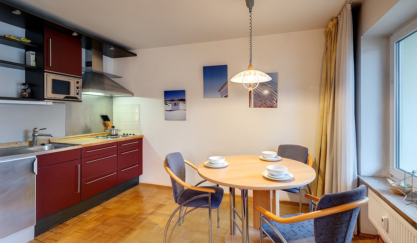 フラット 部屋数 1 部屋 | Ottobrunn | 2301ML1 | Küchenzeile mit schönem Essplatz...