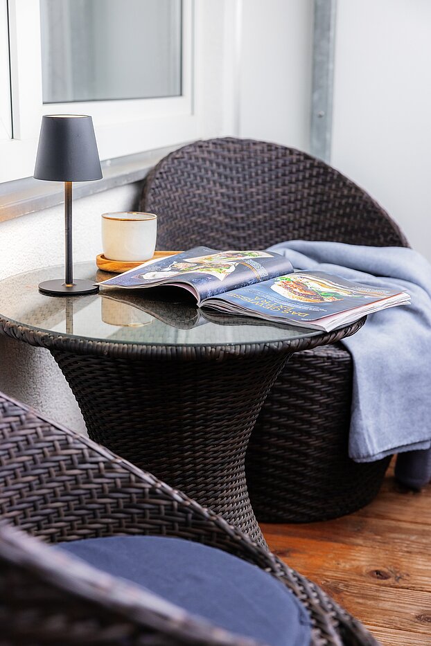 Apartment 部屋数 1 部屋 | München-Forstenried | 70190 | Balkon mit Morgensonne...