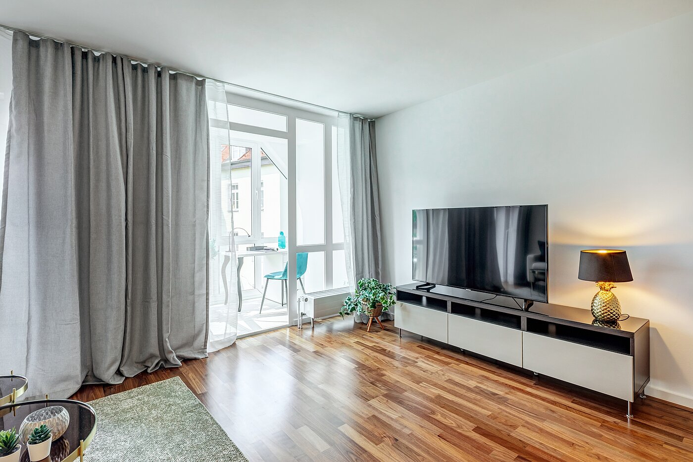 フラット 部屋数 2 部屋 | München-Schwabing | 70434 | ...Wintergarten als...