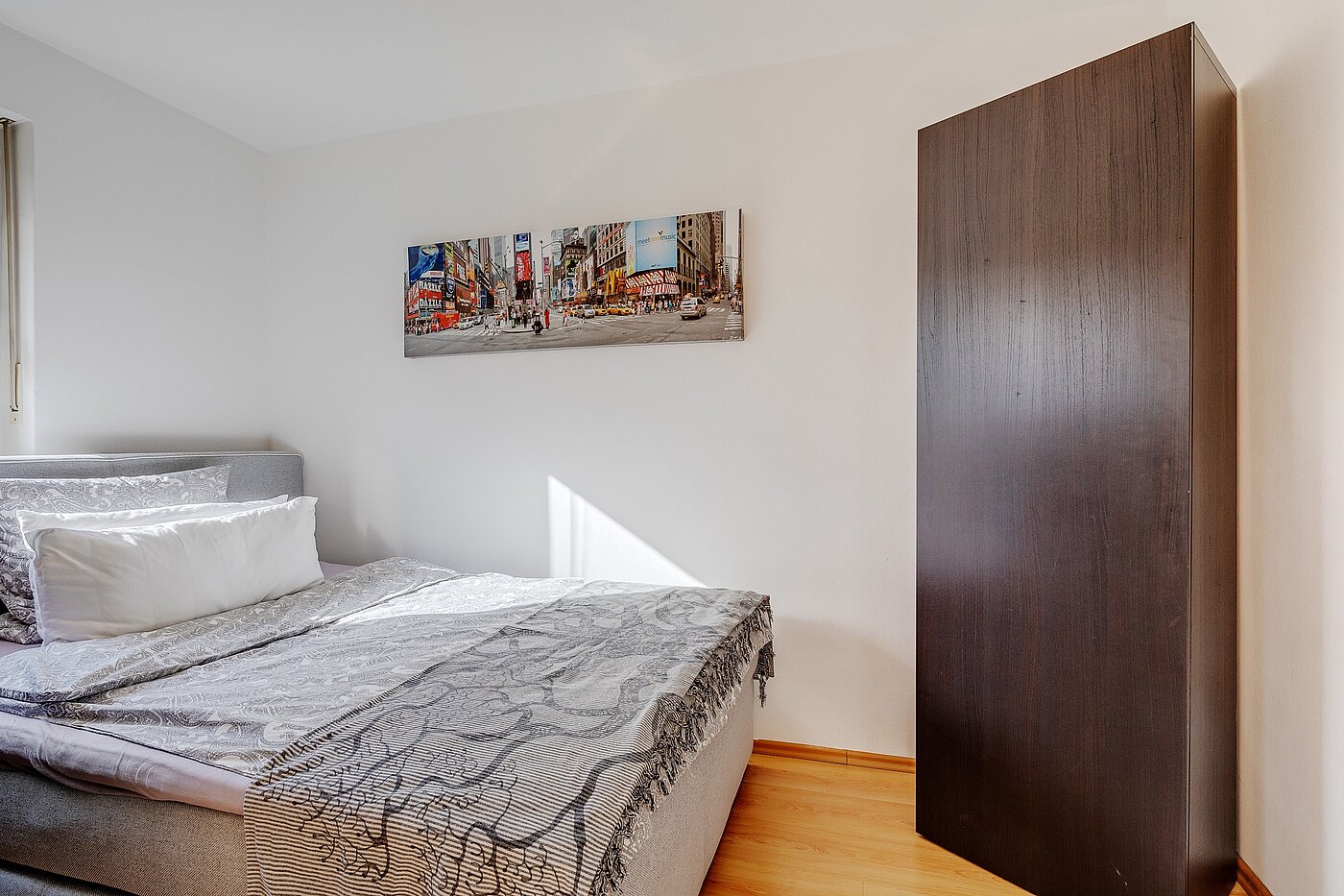 フラット 部屋数 1 部屋 | München | 70073 | ...Schlafbereich