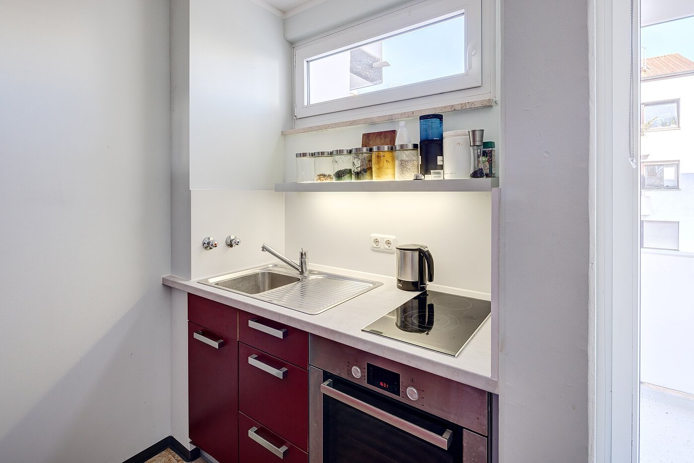 Apartment 部屋数 1 部屋 | München-Milbertshofen | 70286 | Küchenzeile...