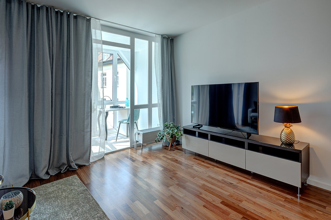 フラット 部屋数 2 部屋 | München-Schwabing | 70434 | ...Wintergarten als...