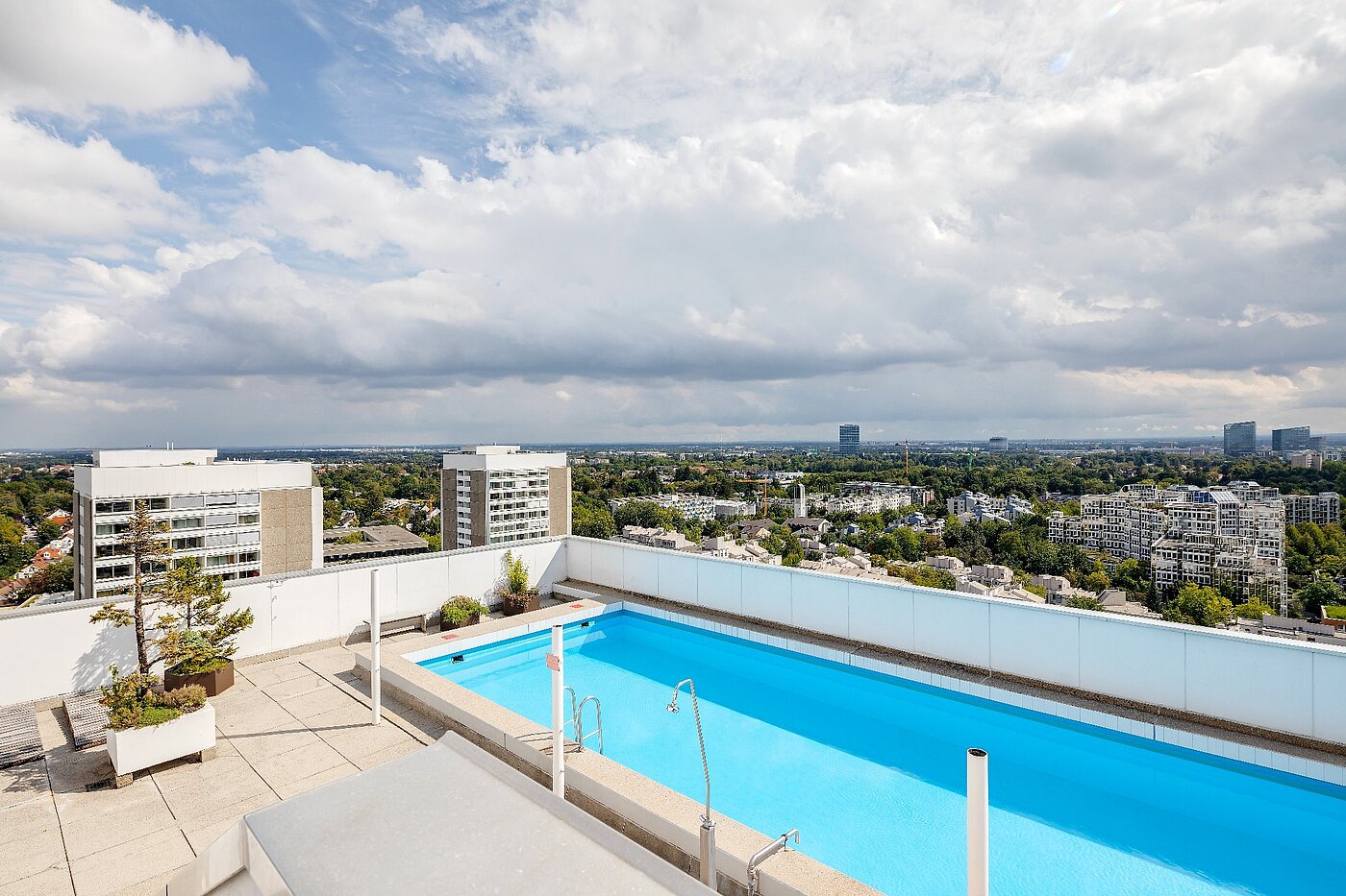 フラット 部屋数 1 部屋 | München-Bogenhausen | 2103ML6 | Rooftop Pool