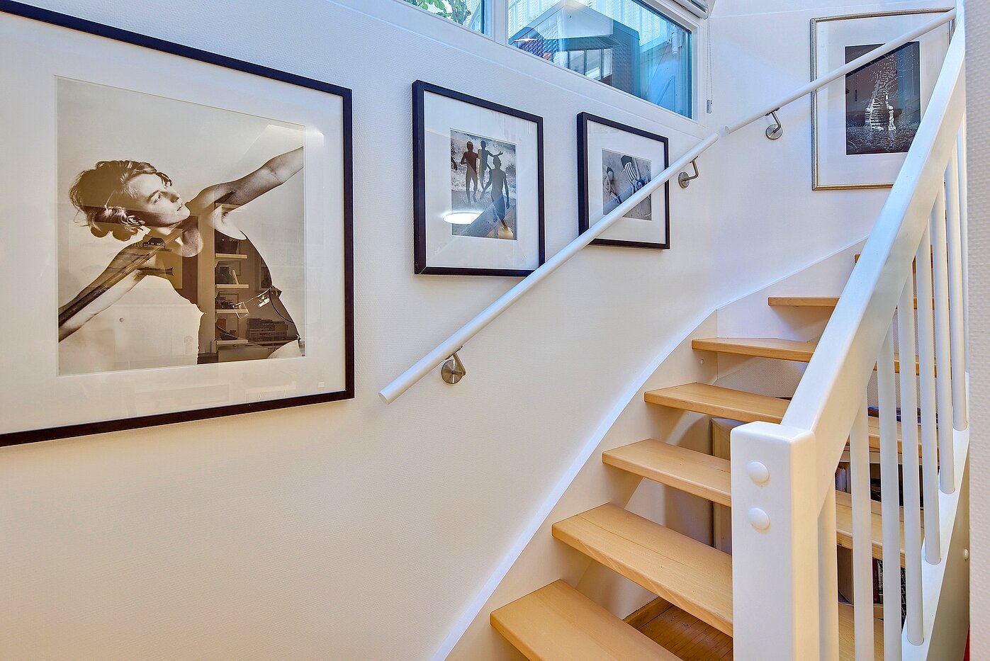 フラット 部屋数 2 部屋 | München-Obermenzing | 70280 | Buchenholztreppe in das Studio