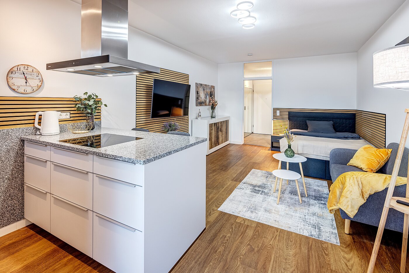 Apartment 部屋数 1 部屋 | München-Milbertshofen | 70183 | Küche mit Kochinsel....