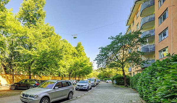 Apartment 部屋数 1 部屋 | München-Schwabing | 70198 | Umgebung im Sommer
