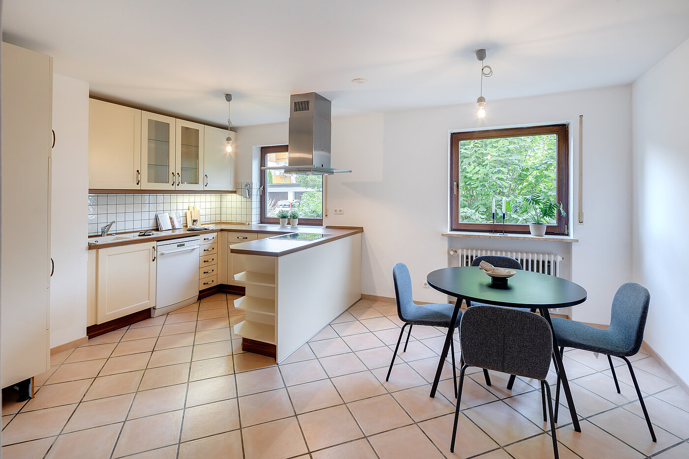 角のテラスハウス 部屋数 5.5 部屋 | München-Trudering | 702531 | ...einladendem Essplatz