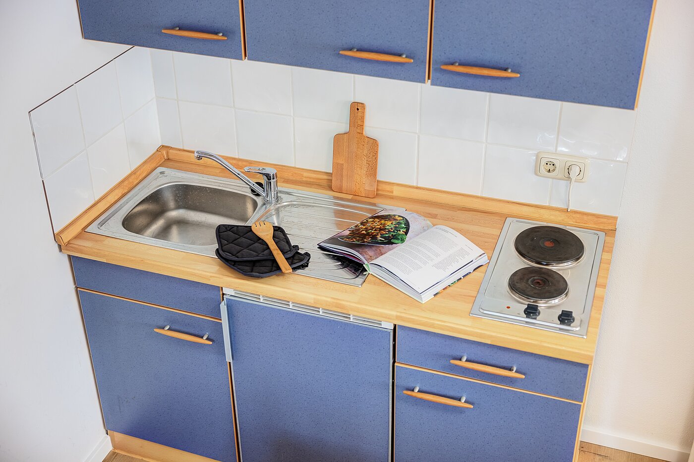 セミ・デタッチド・ハウス（一戸建てを二つに分けた家屋） 部屋数 5 部屋 | München-Trudering | 70269 | ...mit eigener Küchenzeile