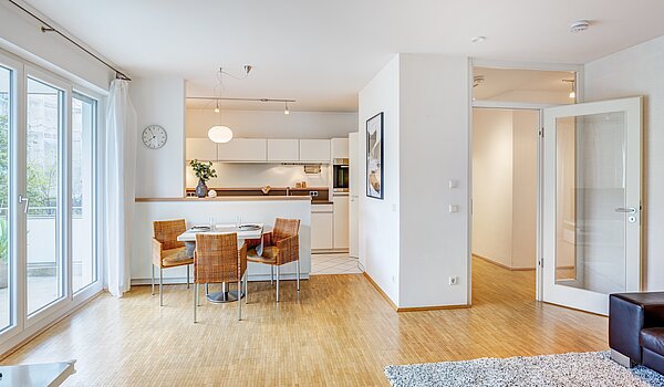 フラット 部屋数 3 部屋 | München-Neuhausen | 70489 | Blick zur Diele
