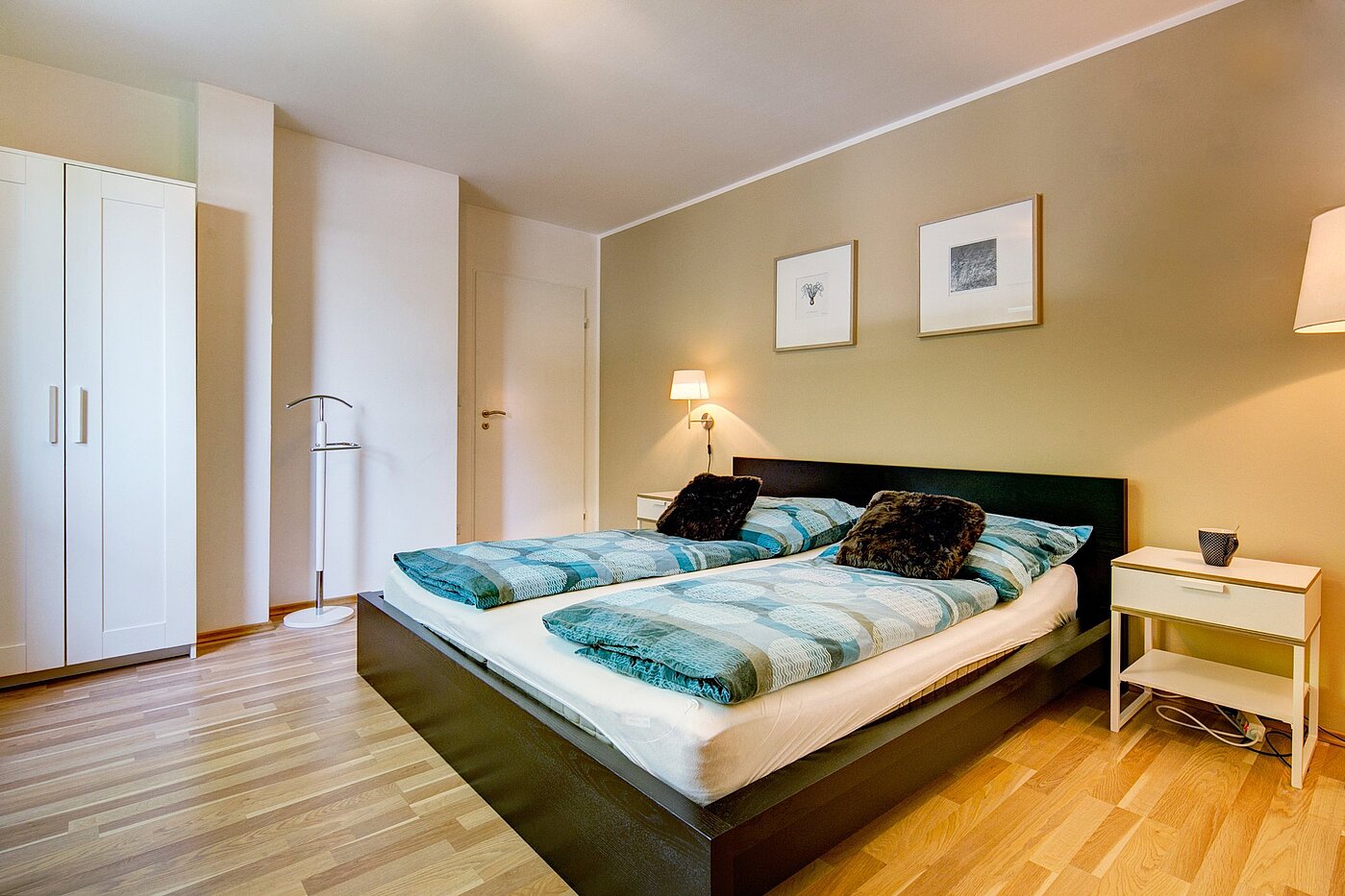 レイズド・グラウンドフロアー（一階が地表よりも高い） 部屋数 2 部屋 | München-Sendling-Westpark | 2001ML1 | ...Schlafzimmer