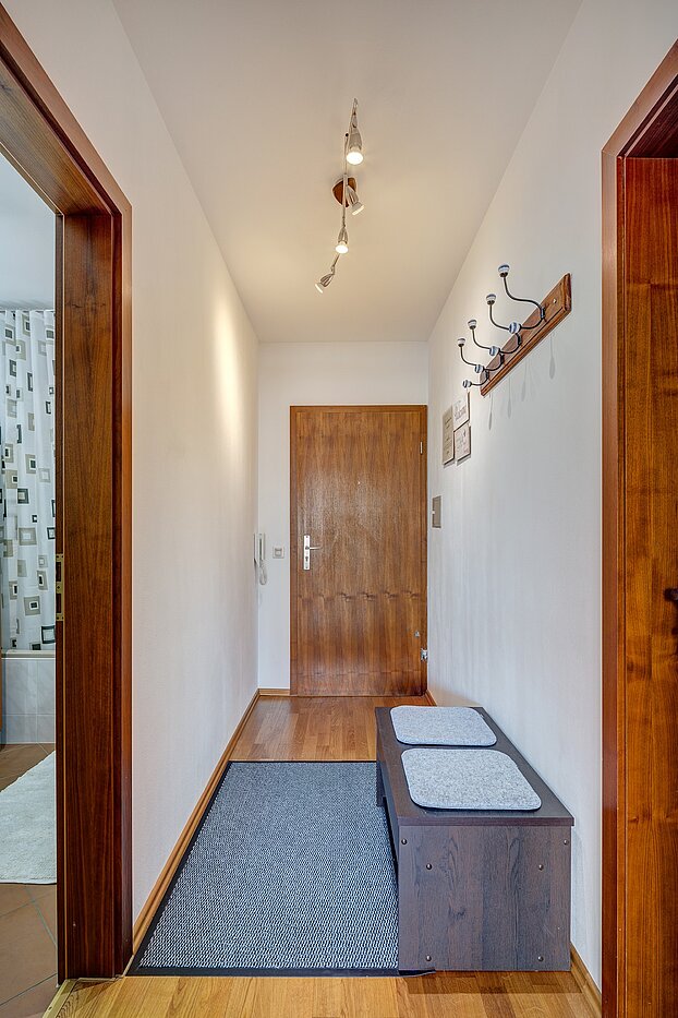 フラット 部屋数 1 部屋 | München-Bogenhausen | 70070 | Großzügiger Eingangsbereich