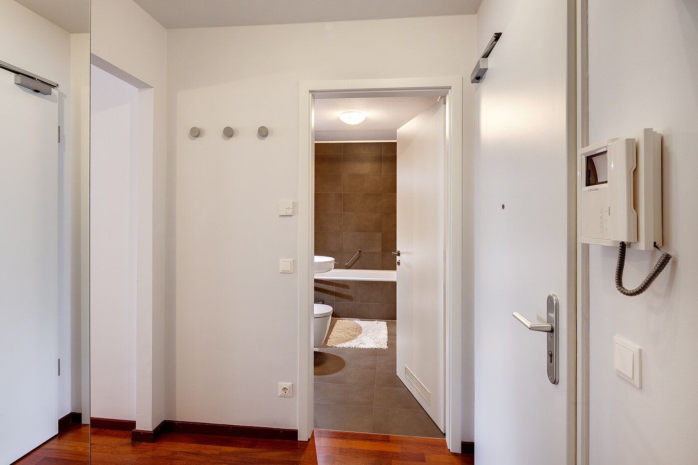 フラット 部屋数 1.5 部屋 | München-Sendling | 702632 | ...und Garderobe