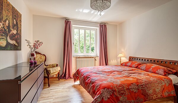 メゾネット・マンション（複数階にわたるマンション） 部屋数 3 部屋 | München-Lehel | 2209ML5 | Schlafzimmer zum...