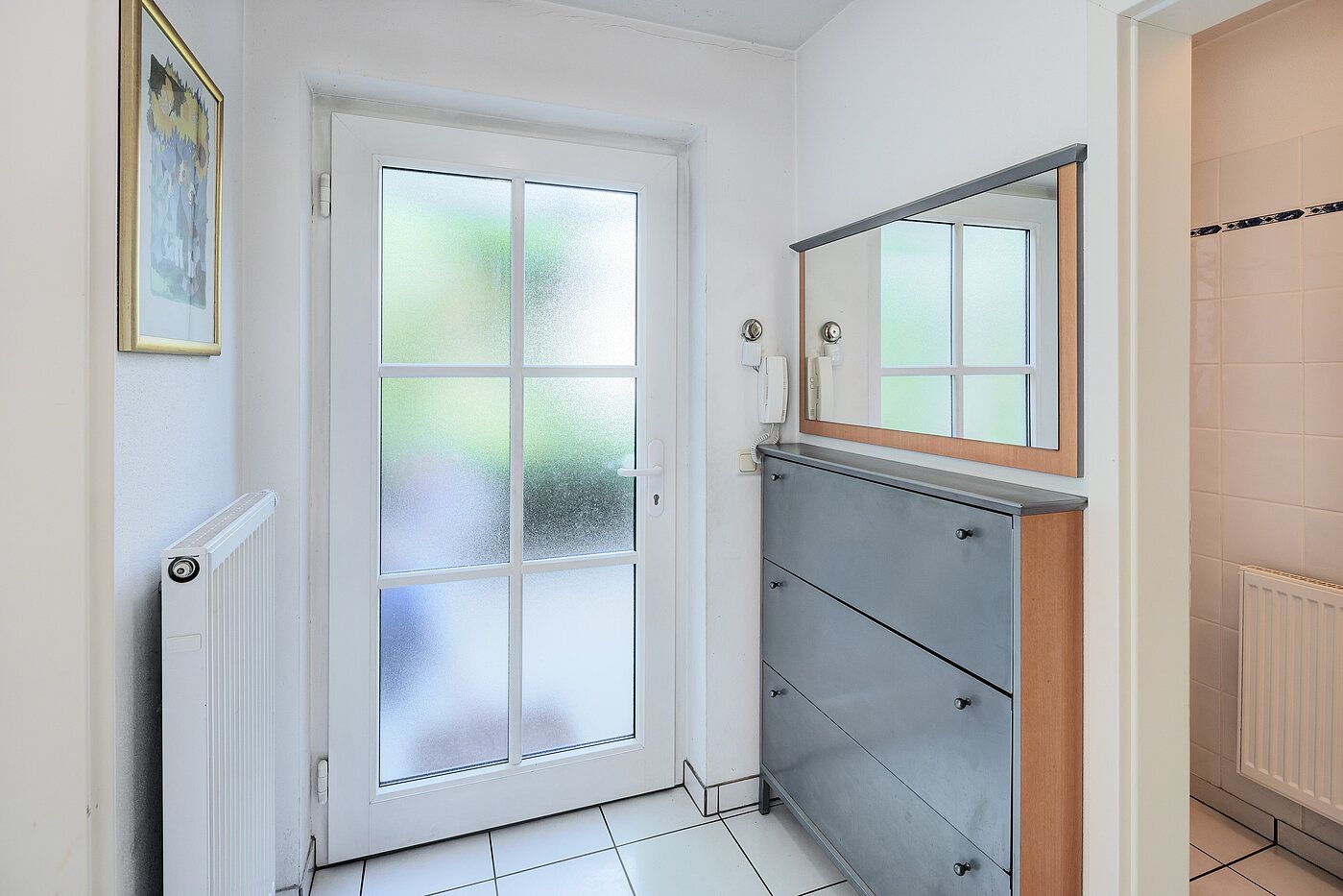 セミ・デタッチド・ハウス（一戸建てを二つに分けた家屋） 部屋数 5 部屋 | München-Trudering | 70269 | Eingangsbereich