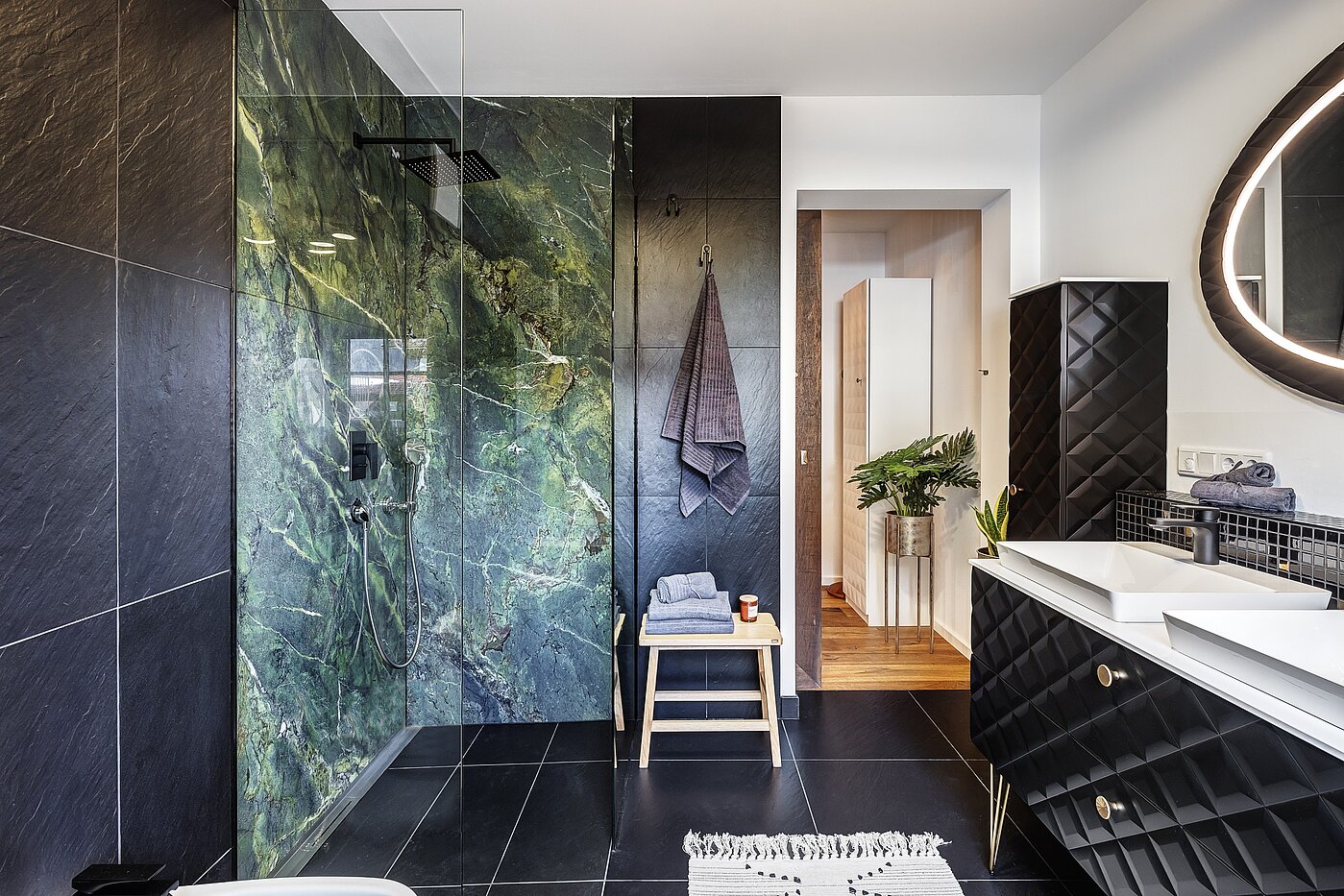 フラット 部屋数 2 部屋 | Bad Wiessee | 700942 | ...und hochwertigen Keramikfliesen