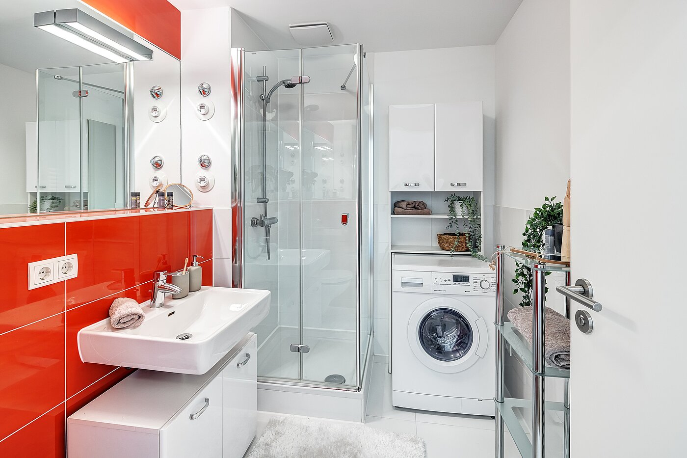 フラット 部屋数 2 部屋 | München-Riem | 2201ML1 | ...Dusche und Waschtrockner