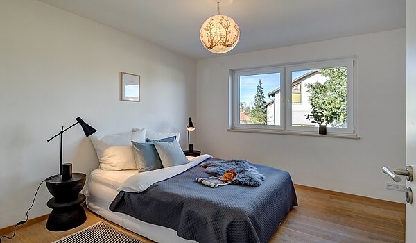 フラット 部屋数 4 部屋 | Ismaning | 700081 | Schlafzimmer im Obergeschoss