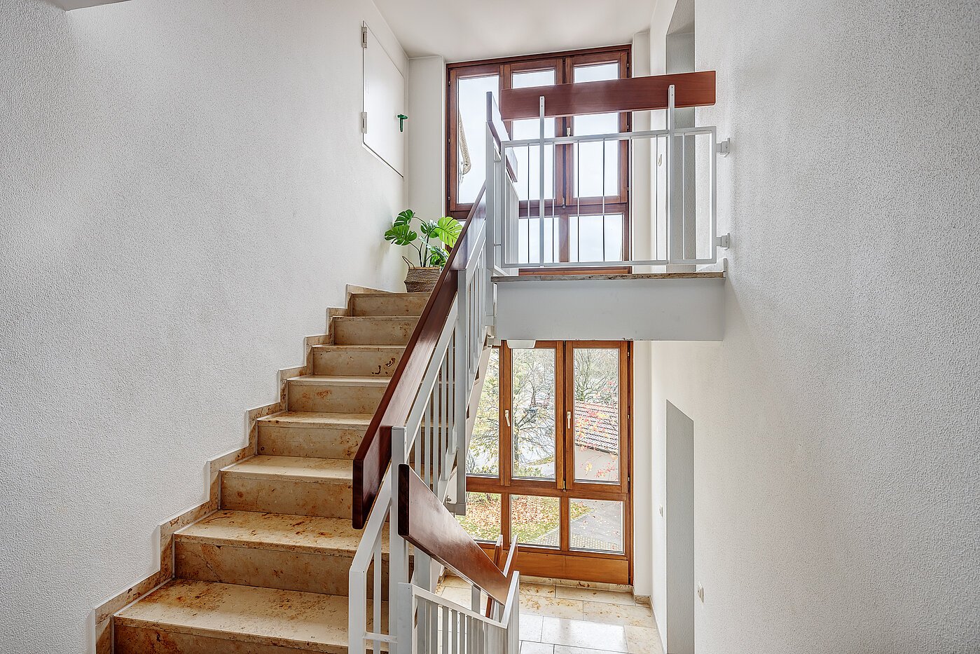 フラット 部屋数 2 部屋 | Germering | 70029 | Treppenhaus