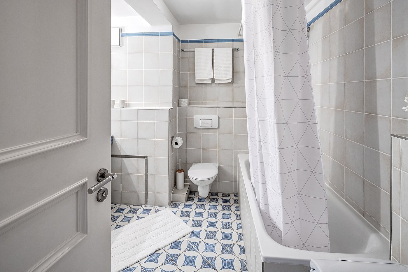 フラット 部屋数 3 部屋 | München-Schwabing | 2212ML1 | Italienische Fliesen im...