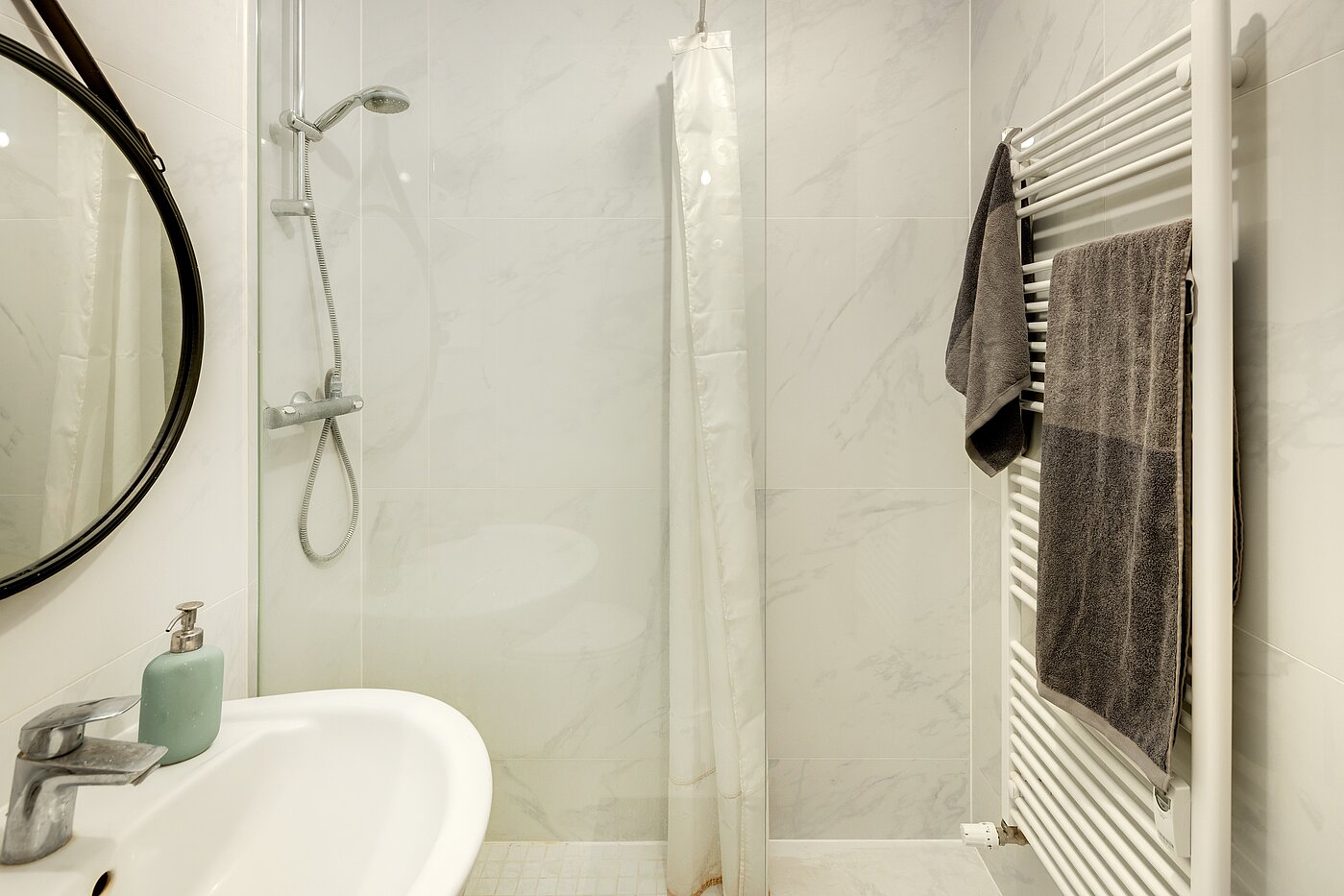 フラット 部屋数 3 部屋 | München-Schwabing | 703181 | ...Dusche