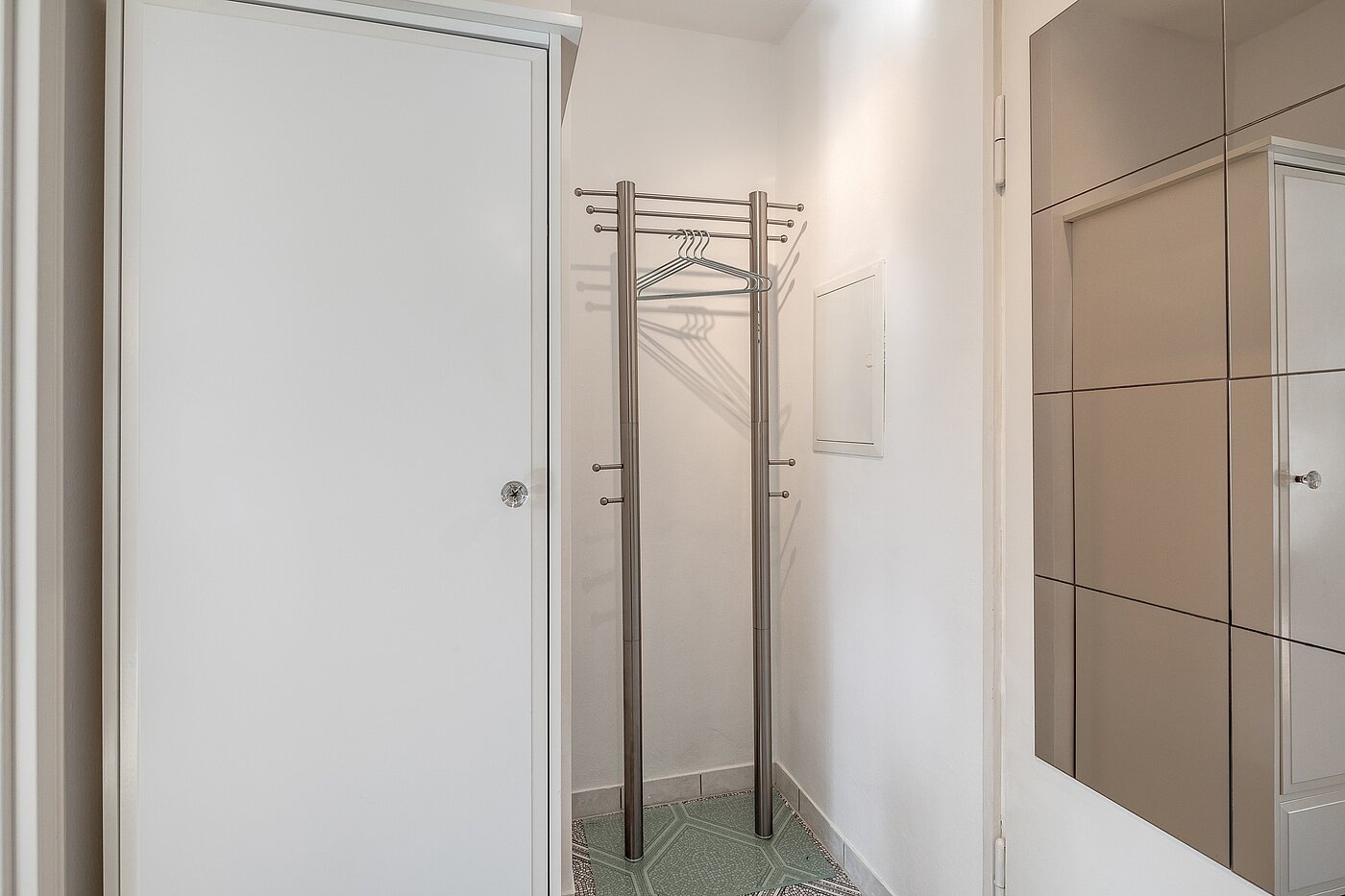 フラット 部屋数 1 部屋 | München | 70073 | Eingangsbereich