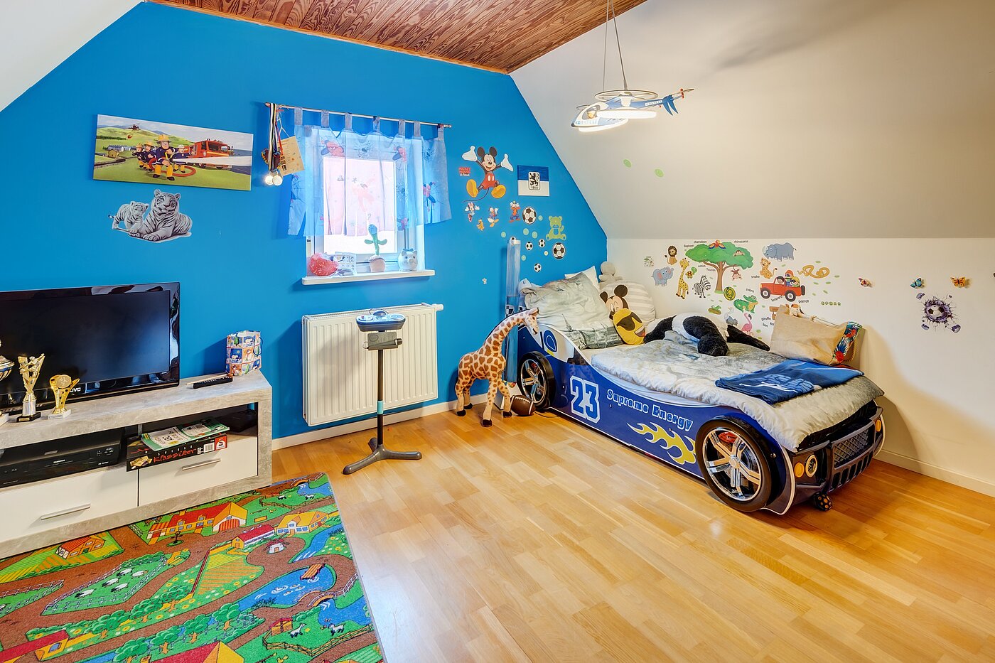 一戸建て 部屋数 8 部屋 | 70229 | Kinderzimmer...