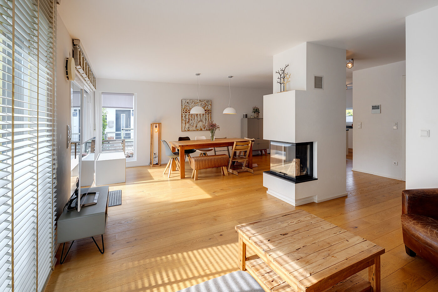 セミ・デタッチド・ハウス（一戸建てを二つに分けた家屋） 部屋数 5 部屋 | München-Aubing | 70162 | ...offenem Essbereich