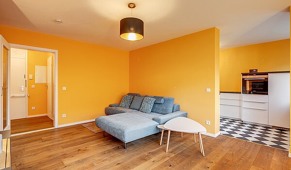 フラット 部屋数 2 部屋 | München-Bogenhausen | 70287 | ...gemütlicher Couchecke