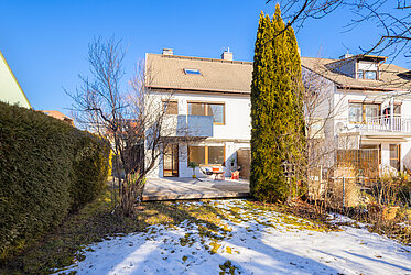 Waldtrudering：開放的で日当たりの良い角のテラスハウス - ご家族に最適です