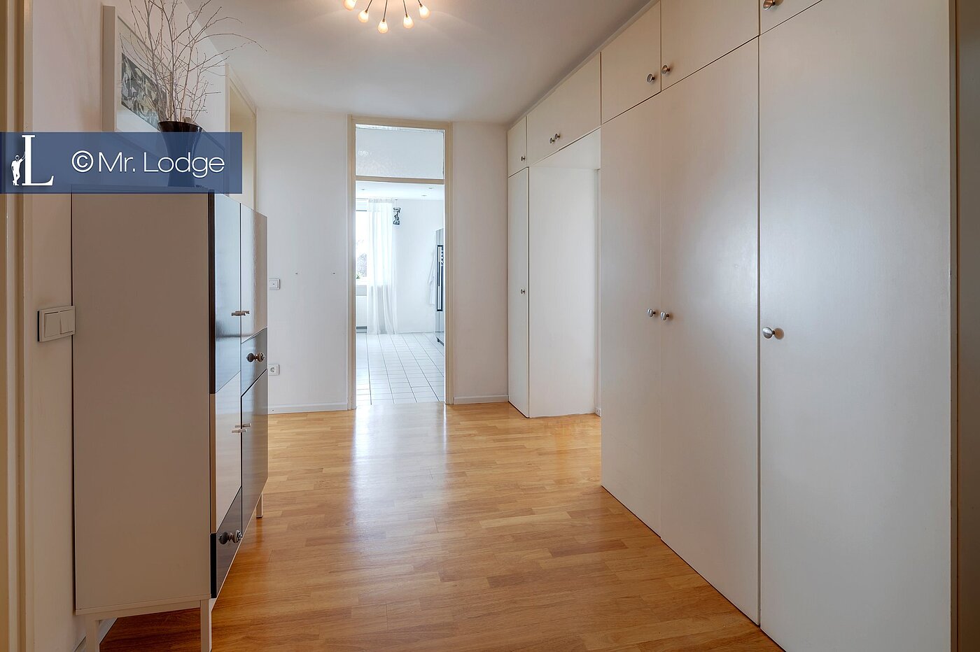 Penthouse 部屋数 4.5 部屋 | Aschheim | 1802ML7 | Entreé mit Einbauschränken