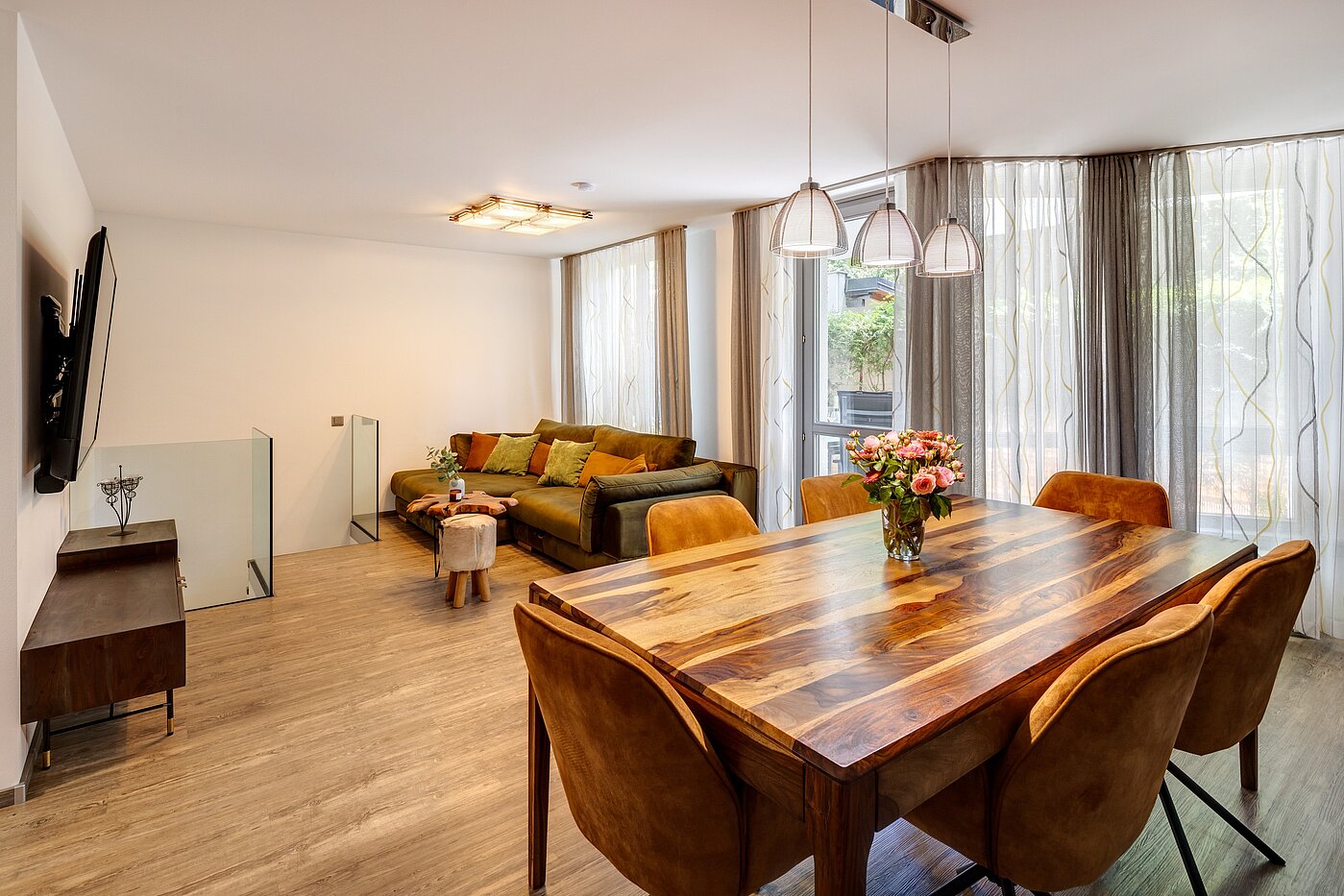 メゾネット・マンション（複数階にわたるマンション） 部屋数 3 部屋 | München-Milbertshofen | 702341
