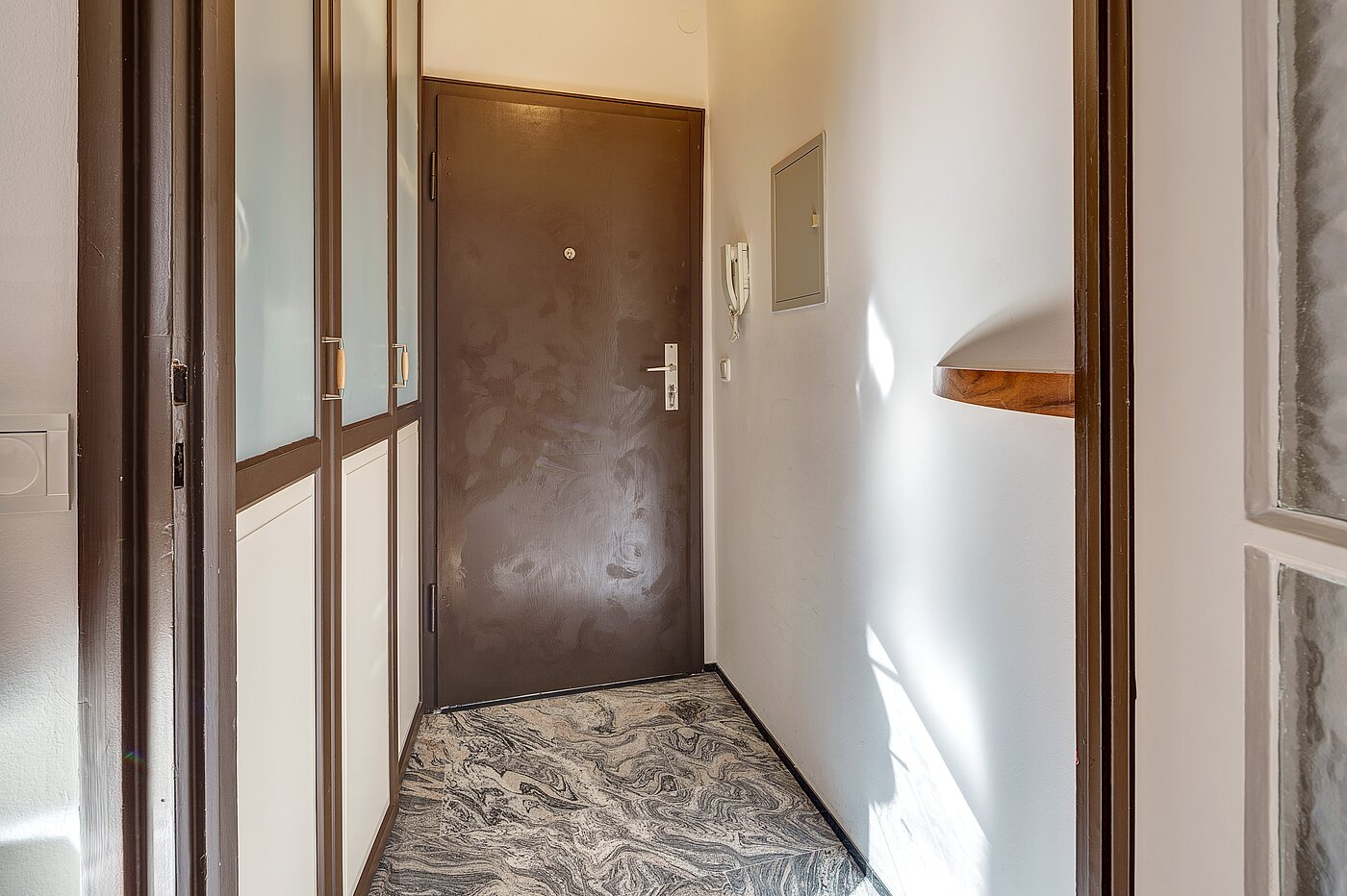 フラット 部屋数 1 部屋 | München-Altstadt | 2111ML04 | Diele mit Stauraum
