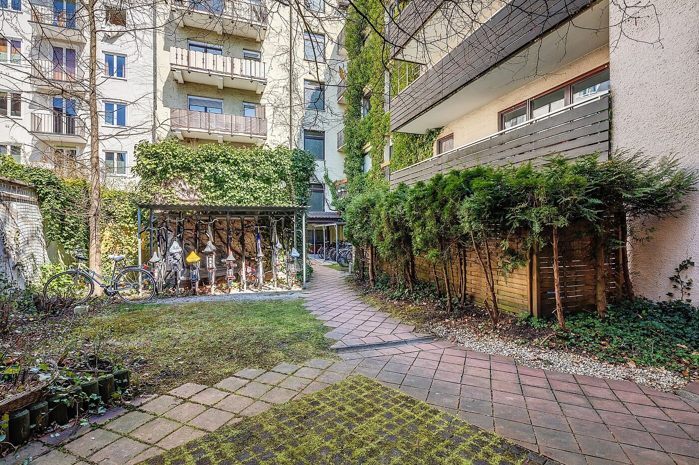 フラット 部屋数 2 部屋 | München-Untergiesing | 2003ML12 | ...mit Fahrradabstellflächen